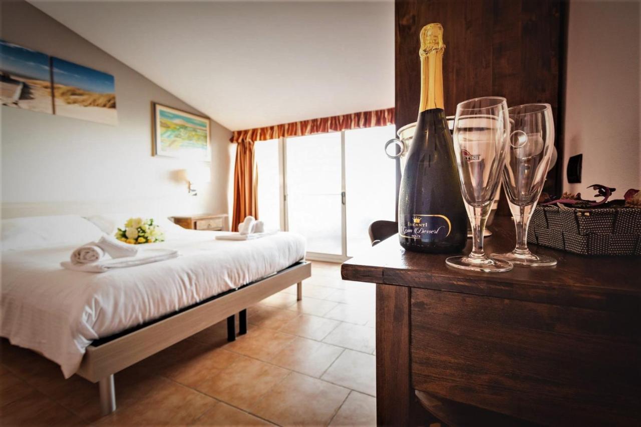 ריפרבלה Hotel Villa Paradiso מראה חיצוני תמונה